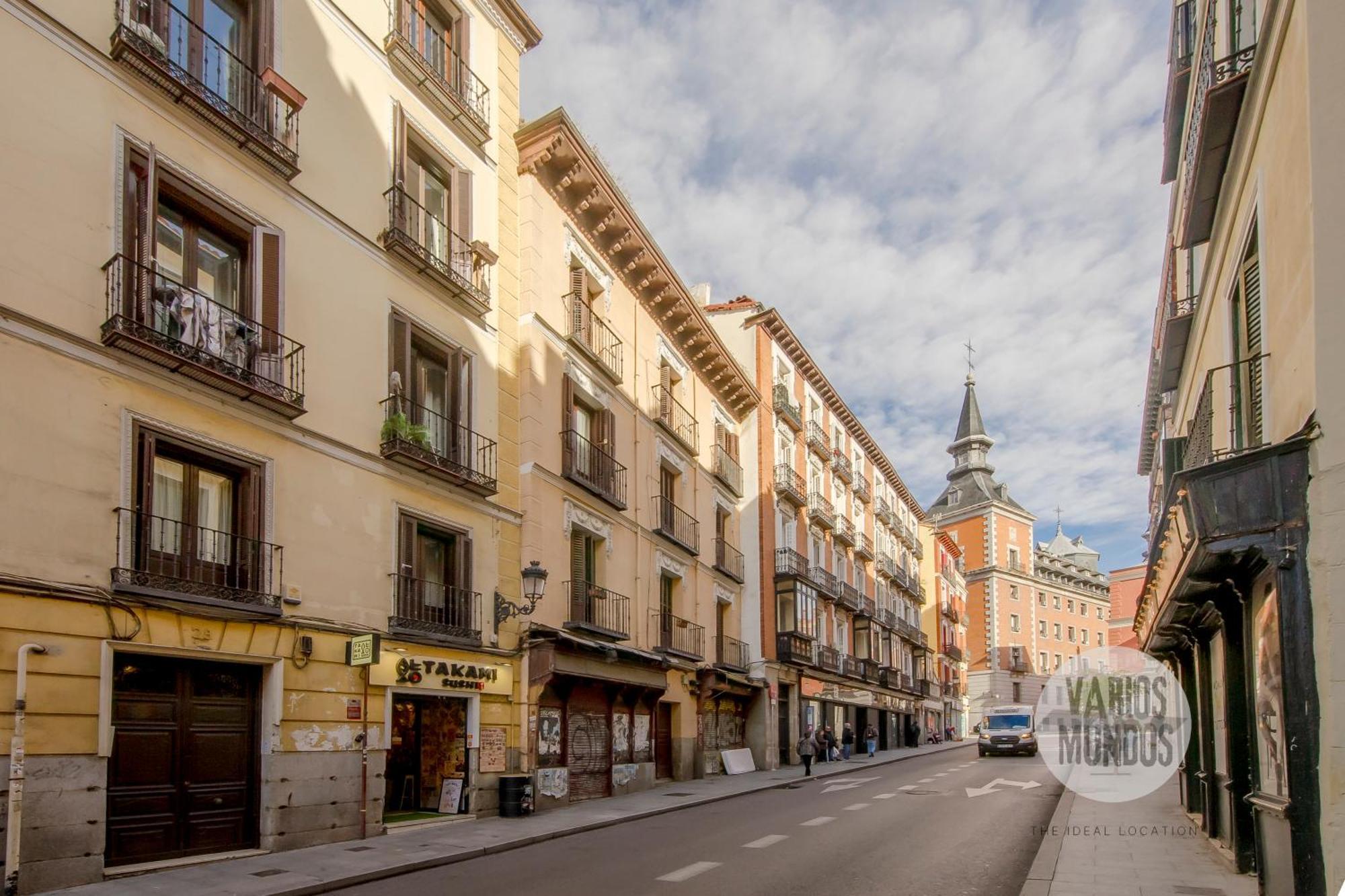 Descanso Para 3 En Sol, Ven A Concepcion Jeronima Madrid Exterior photo